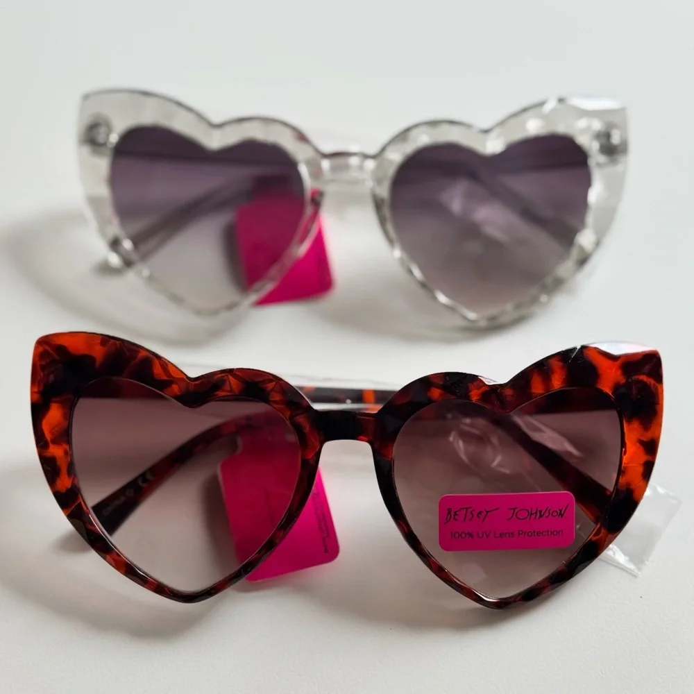 2pk Betsey Johnson Queen of Hearts Sunglasses - Picture 2 of 8